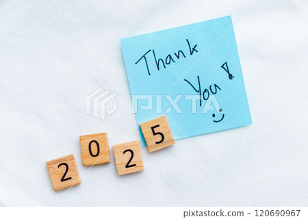 Gratitude for 2025 a business reflection on future opportunities personal growth and positive mindsets in a creative workspace 120690967