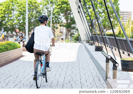 騎自行車的人 120692069