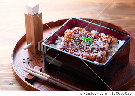 就像鰻魚蒲燒!竹輪鰻魚(南夏特鰻魚) 就像鰻魚蒲燒!竹輪鰻魚(南夏特鰻魚) 120693036