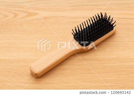 hairbrush 120693142