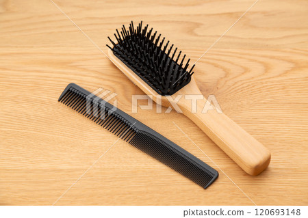 hairbrush 120693148