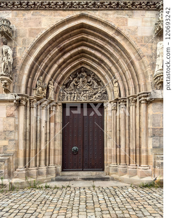 The St. Sebald Church in Nuremberg, Germany 120693242
