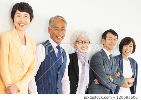 Senior generation businessmen and career women Senior generation businessmen and career women 120693606