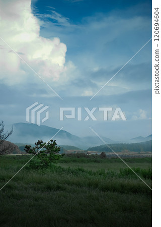 <Kishuku Town, Goto City> Morning mist and sunrise <Kishuku Town, Goto City> Morning mist and sunrise 120694604
