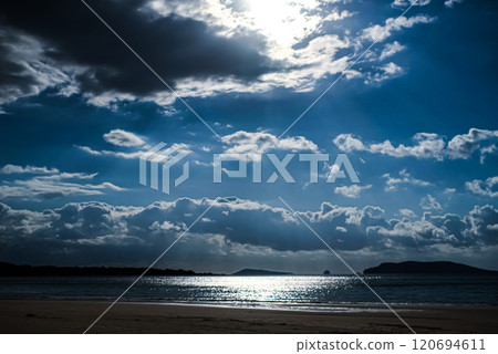 <海景>和子海灘的風景 <海景>和子海灘的風景 120694611
