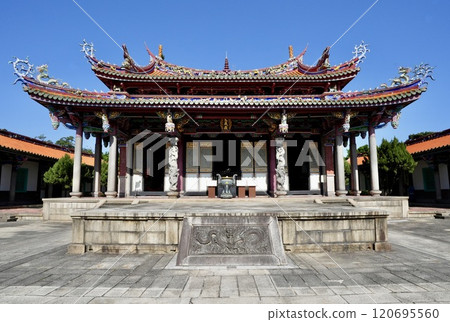 台北孔廟大成殿（台灣台北市大同區） 120695560