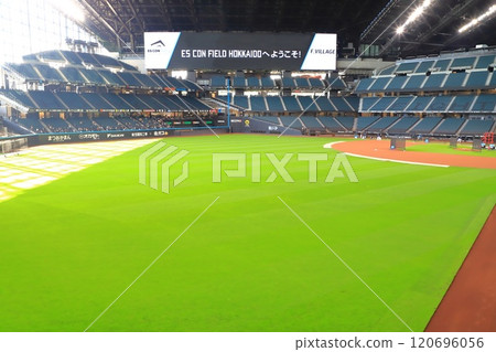 Escon Field 北海道 120696056