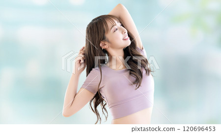 女人伸展 120696453