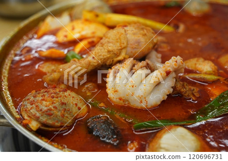 Spicy Korean stew with chicken and octopus 120696731