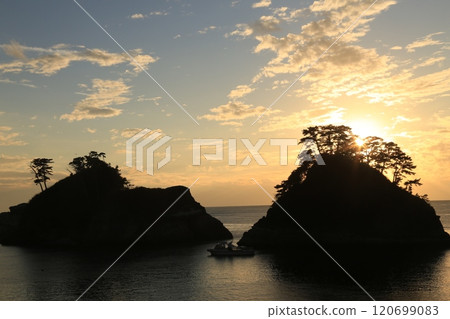 堂島上可看到美麗的日落 堂島上可看到美麗的日落 120699083