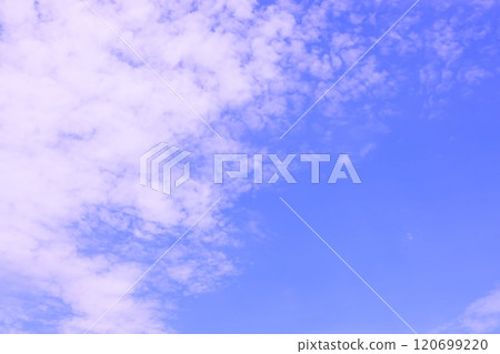 Blue sky and white clouds (background material) Blue sky and white clouds (background material) 120699220