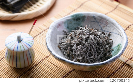 Salted kelp (Kelp from Hokkaido) 120700345