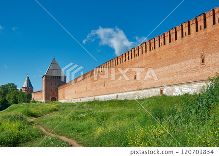 South wall three towers of Smolensk Kremlin. 120701834