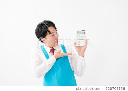 Businessman, demonstration sales, calculator Businessman, demonstration sales, calculator 120703136