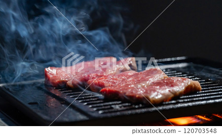 Yakiniku Wagyu beef Yakiniku Wagyu beef 120703548