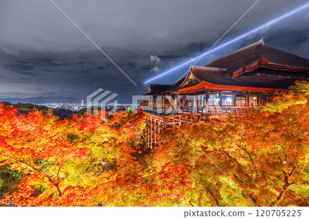 Kiyomizu寺在秋天 Kiyomizu寺在秋天 120705225