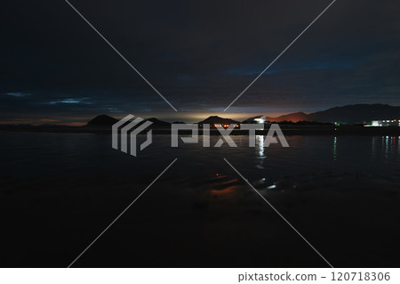 父母濱的夜晚 120718306