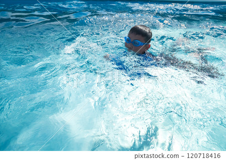 游泳 兒童 孩子 120718416