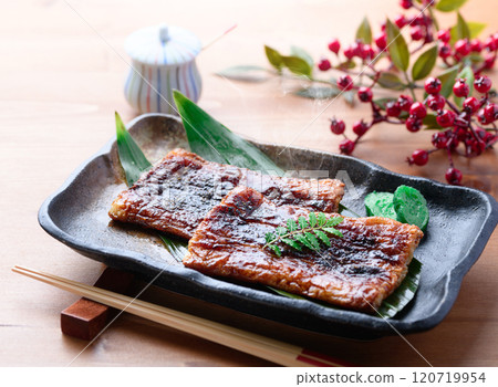 It looks just like grilled eel! Grilled chikuwa (fake eel) 120719954