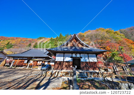 Hikawa Valley, Seiunji Temple grounds Hikawa Valley, Seiunji Temple grounds 120723722