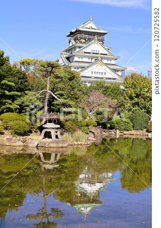 Clear autumn, Osaka Castle with autumn leaves, high and fat autumn sky, ginkgo trees, gingko trees, Naniwa is just a dream within a dream, willows and autumn leaves, castle under blue sky Clear autumn, Osaka Castle with autumn leaves, high and fat autumn sky, ginkgo trees, gingko trees, Naniwa is just a dream within a dream, willows and autumn leaves, castle under blue sky 120725582