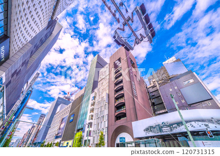 日本東京都市風貌 銀座各地重建工作仍在繼續…三愛夢想中心等拆除工作現場圖=11月9日 120731315