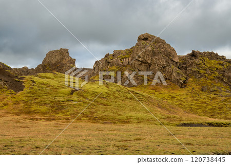 Detail of volcanic rocks, Katla Geopark, Iceland 120738445