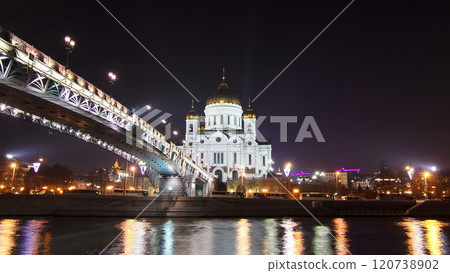 Majestic orthodox Cathedral of Christ Saviour and bridge at dusk on bank of Moscow river. Timelapse hyperlapse, Russia Majestic orthodox Cathedral of Christ Saviour and bridge at dusk on bank of Moscow river. Timelapse hyperlapse, Russia 120738902
