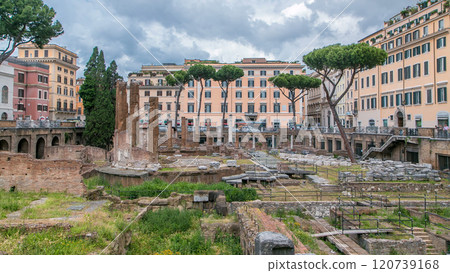 Largo di Torre Argentina timelapse in Rome. Largo di Torre Argentina timelapse in Rome. 120739168