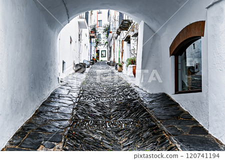 Beautiful views of the picturesque town of Cadaques, Costa Brava, Girona, Catalonia, Spain 120741194