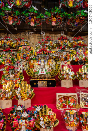 日本節慶期間販售許多熊出沒 120743093