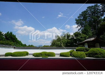 西鴨勝傳寺庭園 120743314