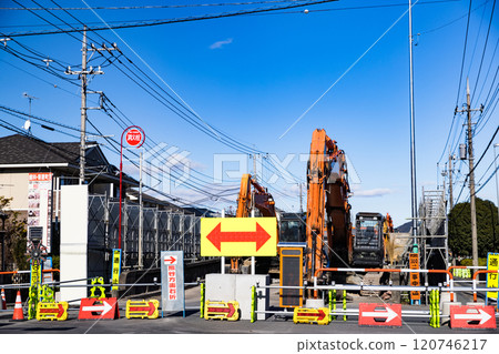 埼玉縣秩父市,秩父立交橋拆除工作,重型設備 Yumbo 埼玉縣秩父市,秩父立交橋拆除工作,重型設備 Yumbo 120746217