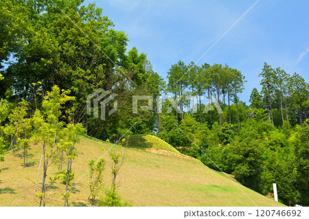 Asuka · Kitora burial mound 120746692