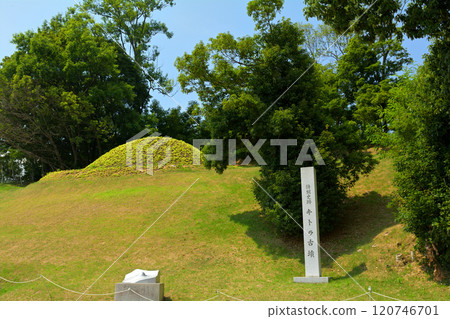 Asuka · Kitora burial mound 120746701