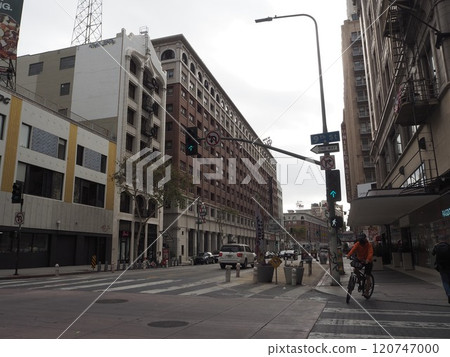 Downtown Los Angeles 120747000