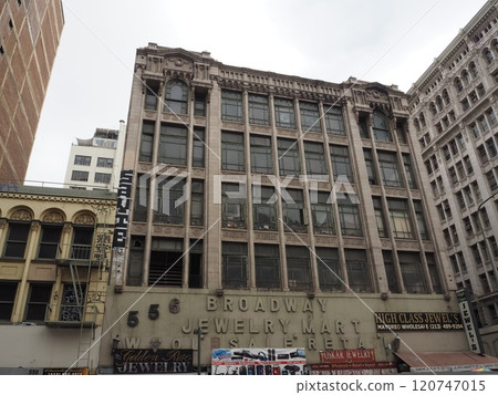 Downtown Los Angeles 120747015