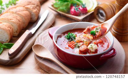 蔬菜通心粉湯(蔬菜湯) 蔬菜通心粉湯(蔬菜湯) 120748157