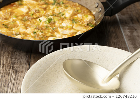 Mapo tofu Steaming mapo tofu Mapo tofu Steaming mapo tofu 120748216