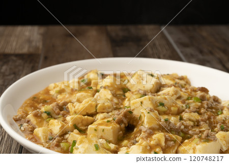Mapo tofu Steaming mapo tofu 120748217