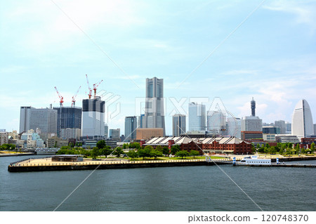 Yokohama Yokohama 120748370