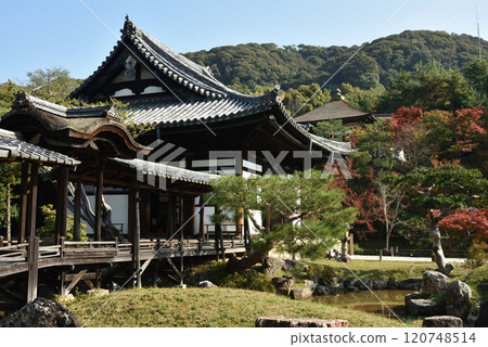 Autumn at Kodaiji Temple: Kaisan-do Hall, Moon Viewing Platform, and Engetsu-chi Pond (Higashiyama Ward, Kyoto City) 120748514
