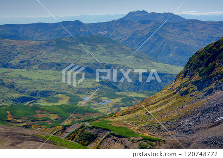 Climbing Mount Daisetsu Ohachidaira: Autumn foliage at Japan's 100 famous mountains, a spectacular view in Hokkaido 120748772
