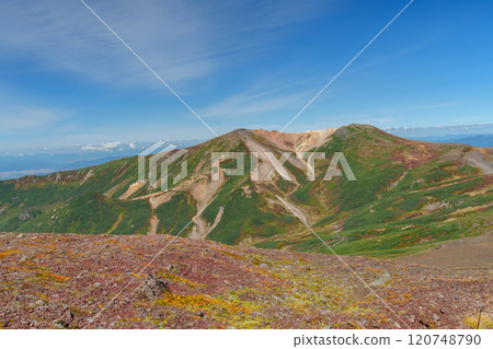 Climbing Mount Daisetsu Ohachidaira: Autumn foliage at Japan's 100 famous mountains, a spectacular view in Hokkaido 120748790