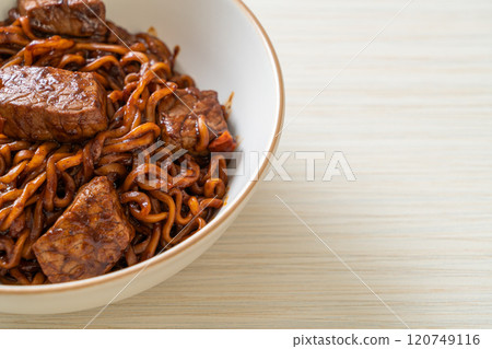 Jjapaguri or Chapaguri, Korean Black Beans Spicy Noodles with Beef 120749116