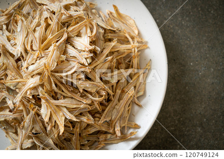 dried small crispy fish dried small crispy fish 120749124