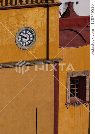 Exterior of the Basilica Church (Guanajuato Cathedral) 120749530