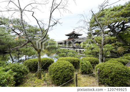 Heian Shrine (November) East Garden "Taiheikaku" Heian Shrine (November) East Garden "Taiheikaku" 120749925