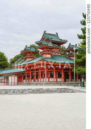 Heian Jingu Shrine Soryu Tower Heian Jingu Shrine Soryu Tower 120750490