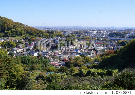 Scenery of Hadano City, looking towards Hiratsuka from the middle of Minamiyana and Mt. Kobo, Autumn 2024 Scenery of Hadano City, looking towards Hiratsuka from the middle of Minamiyana and Mt. Kobo, Autumn 2024 120750871